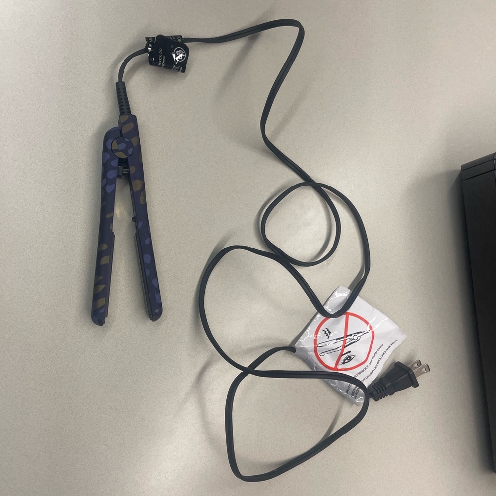 Monat Mini Straightener